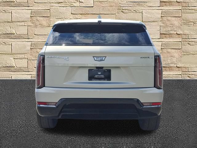 Certified 2025 Cadillac Escalade IQ Sport 2 AWD/4WD image 3