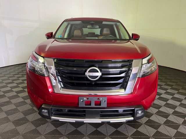 Certified 2022 Nissan Pathfinder Platinum w/ Cargo Package image 2