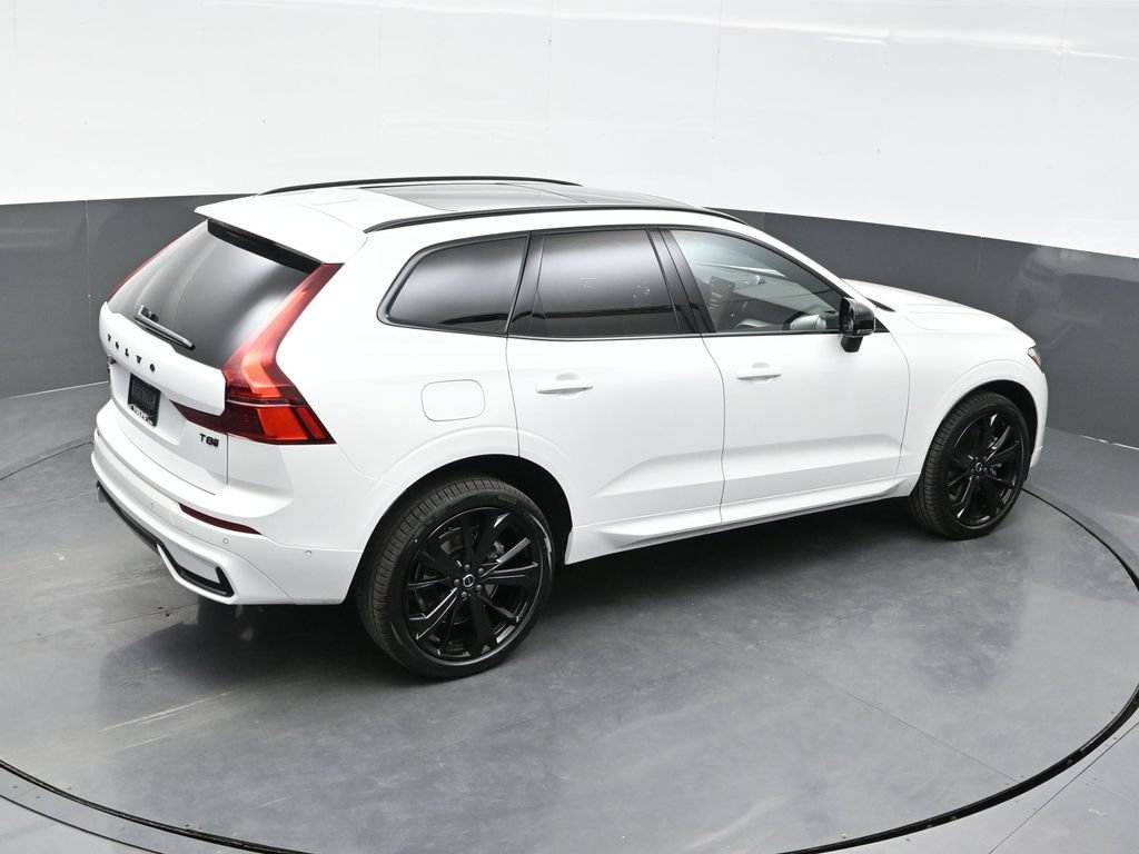 New 2026 Volvo XC60 T8 Ultra w/ Climate Package AWD/4WD image 38
