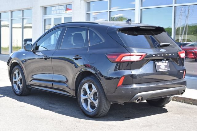 Used 2023 Ford Escape ST-Line AWD/4WD image 9