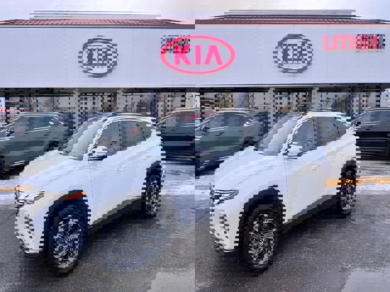 Used 2022 Hyundai Tucson Limited w/ Cargo Package AWD/4WD image 1