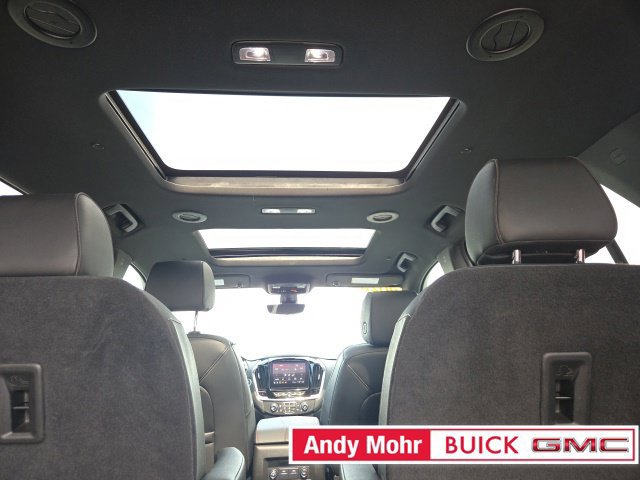 Used 2023 Chevrolet Traverse RS AWD/4WD image 47