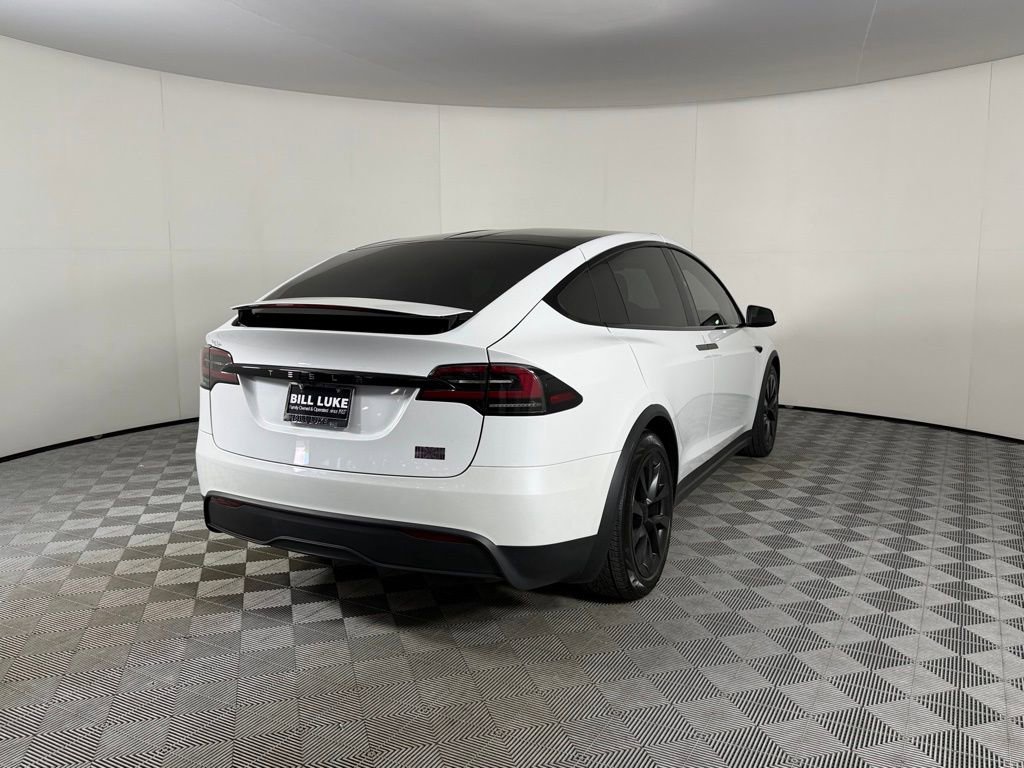 Used 2023 Tesla Model X Plaid image 6