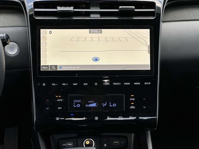 Certified 2024 Hyundai Santa Cruz Limited AWD/4WD image 10