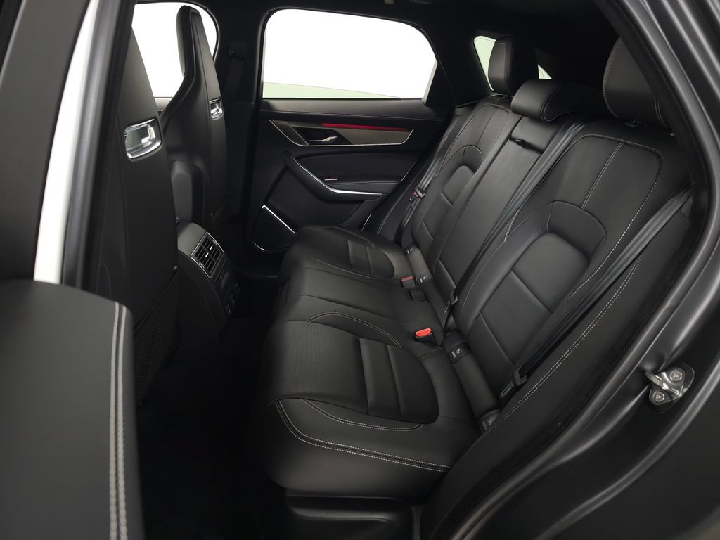 Used 2026 Jaguar F-PACE R-Dynamic S AWD/4WD image 42