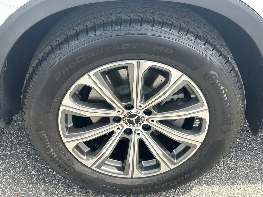 Certified 2025 Mercedes-Benz GLC 300 4MATIC image 20