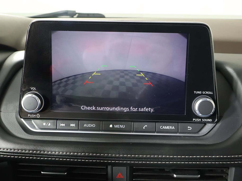 Used 2023 Nissan Rogue SV image 39