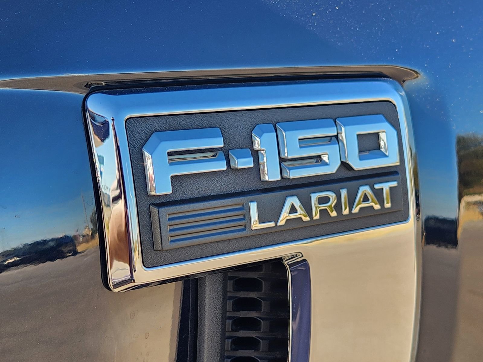 Used 2021 Ford F150 Lariat w/ Equipment Group 502A High image 12