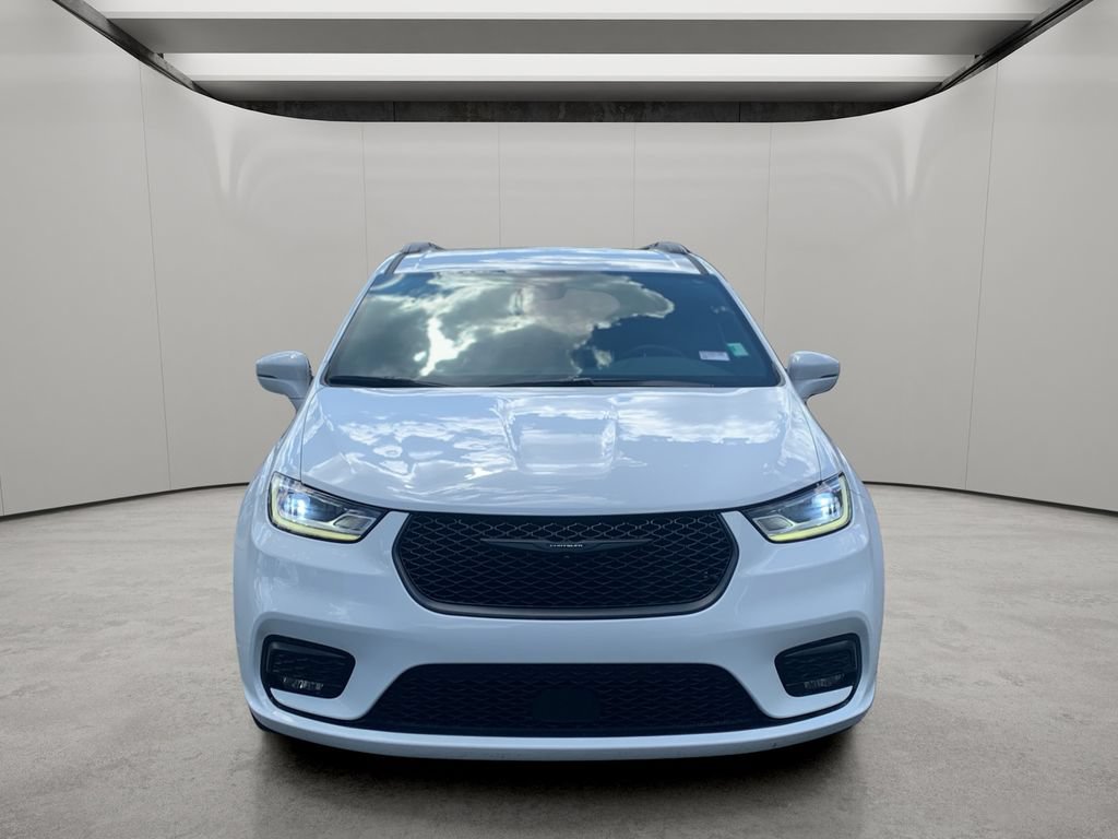 Used 2021 Chrysler Pacifica Touring w/ S Appearance Package FWD image 8