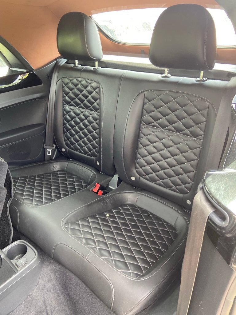 Used 2019 Volkswagen Beetle 2.0T Final Edition SEL FWD image 12