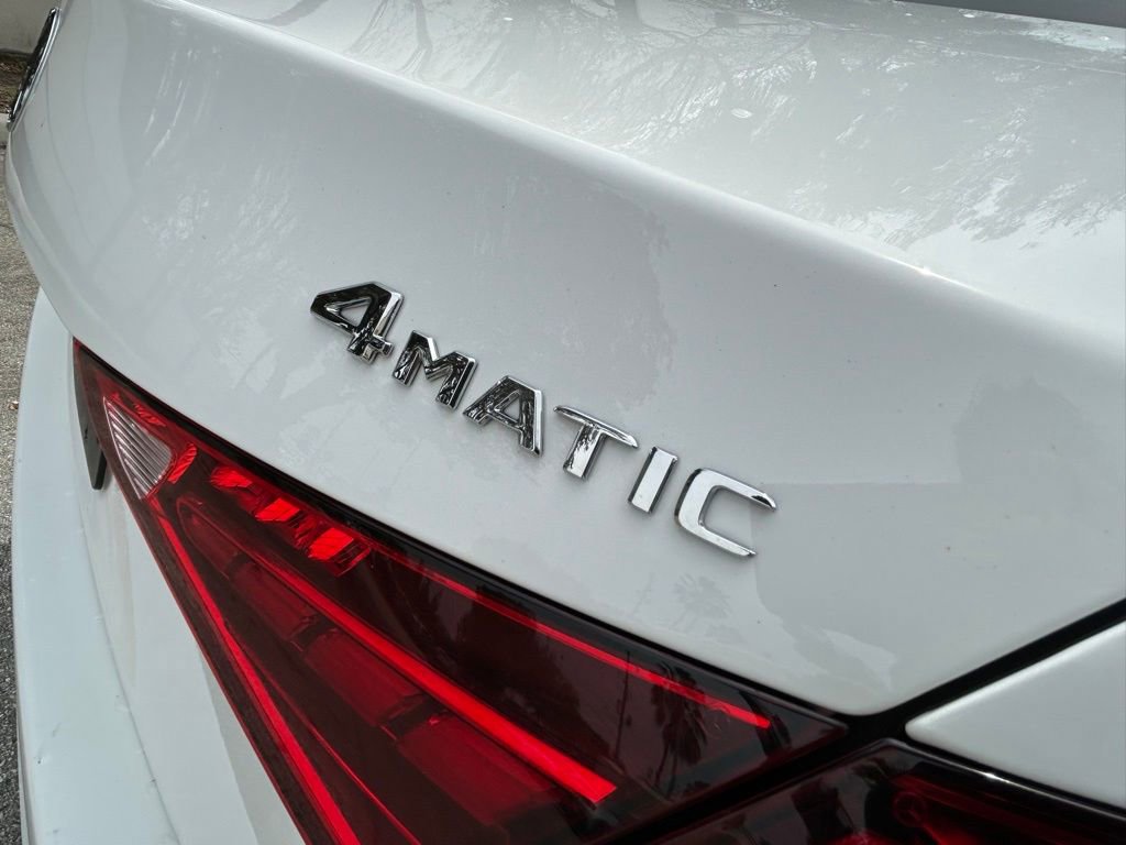 Used 2025 Mercedes-Benz C 300 4MATIC Sedan image 42