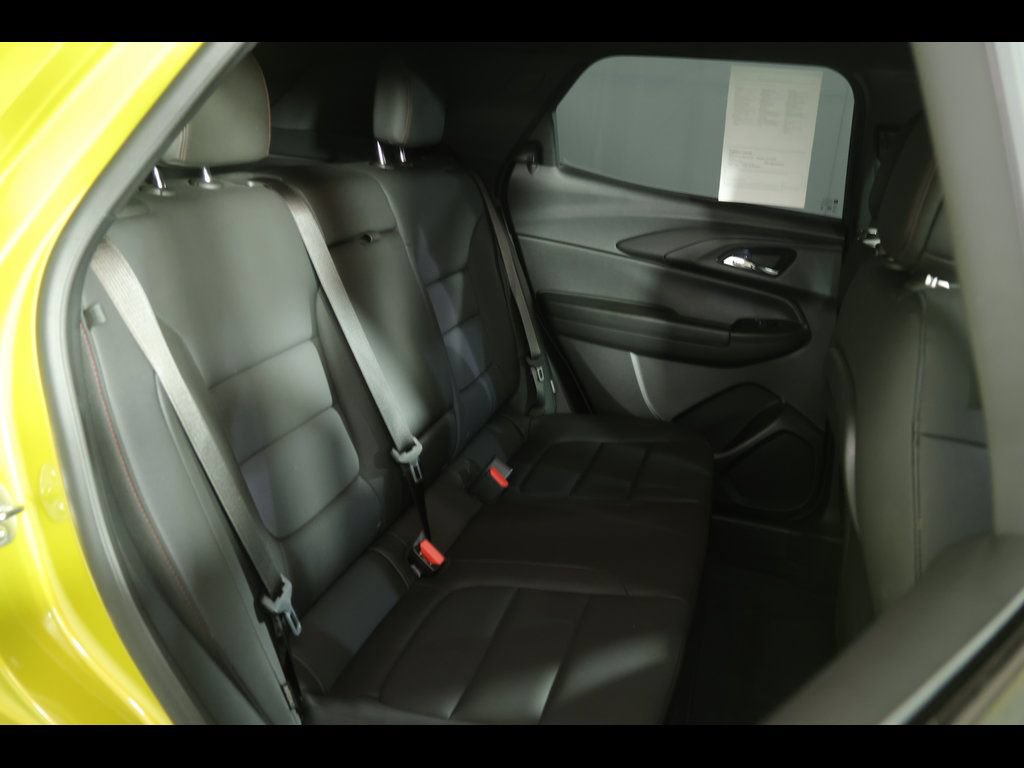 Used 2025 Chevrolet TrailBlazer RS w/ Convenience Package FWD image 28