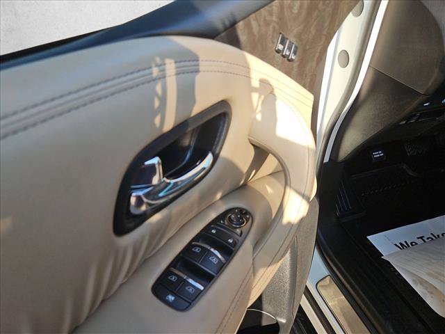 Used 2022 Nissan Armada Platinum w/ Captain's Chairs Package RWD image 17