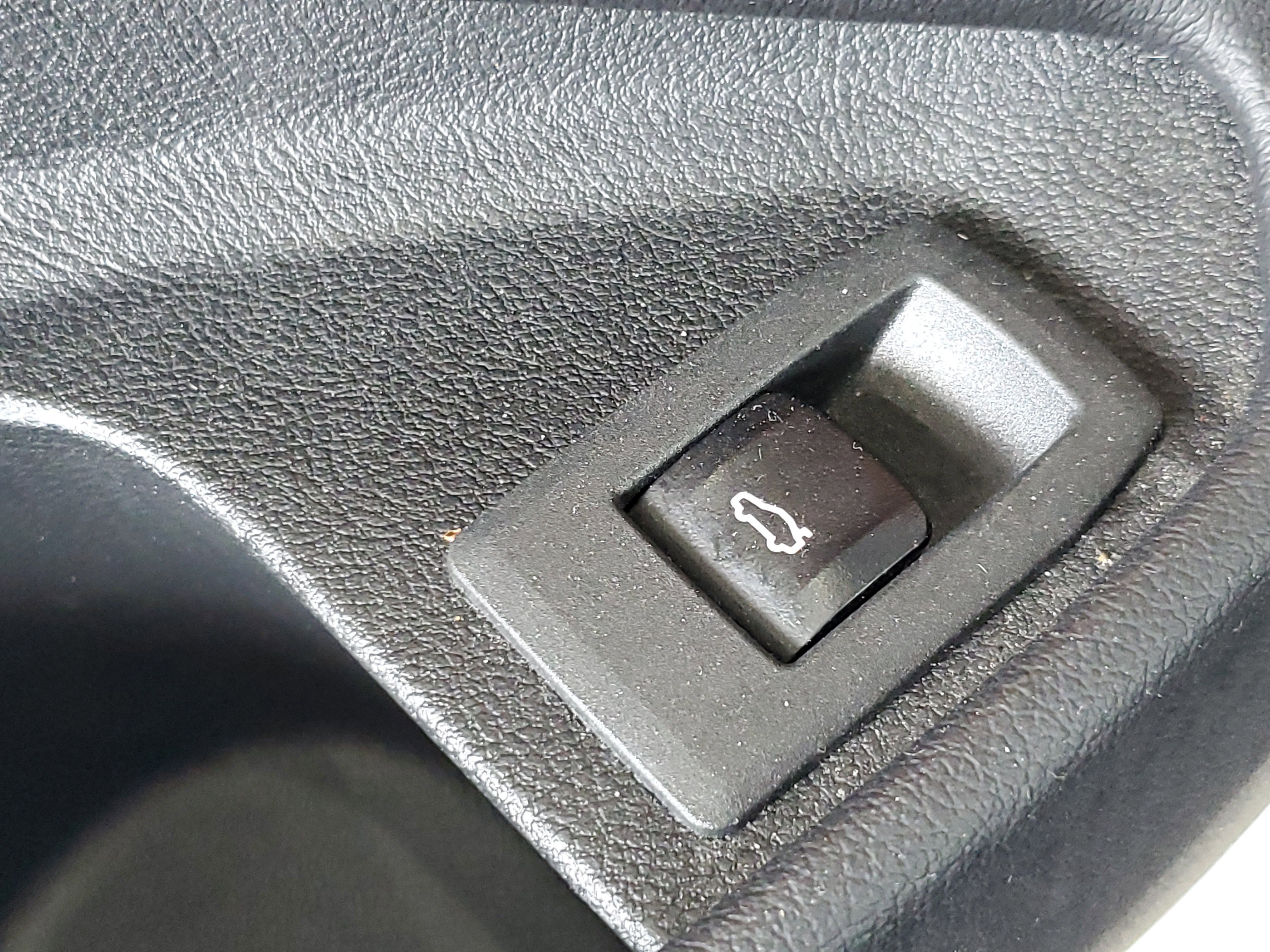Used 2024 BMW 430i Convertible RWD image 16