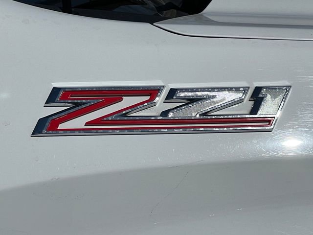 Used 2023 Chevrolet Silverado 1500 RST AWD/4WD image 2