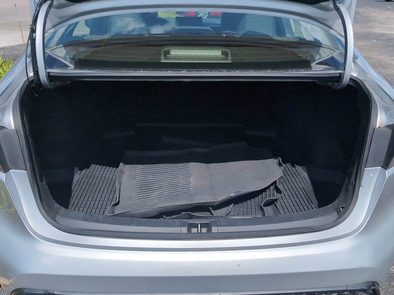 Used 2022 Toyota Corolla SE image 8