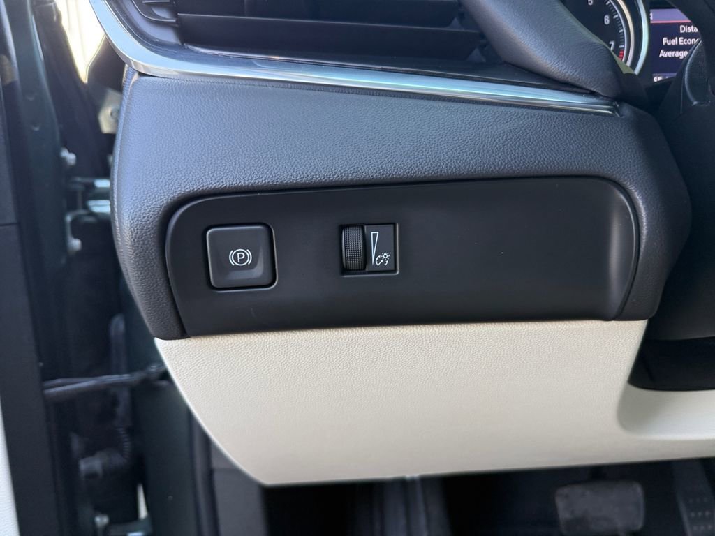 Used 2023 Buick Enclave Essence image 17