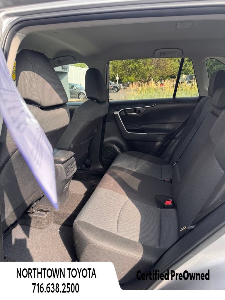 Used 2025 Toyota RAV4 XLE w/ Weather Package AWD/4WD image 16