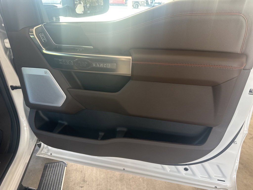New 2025 Ford F350 King Ranch w/ Chrome Package image 18