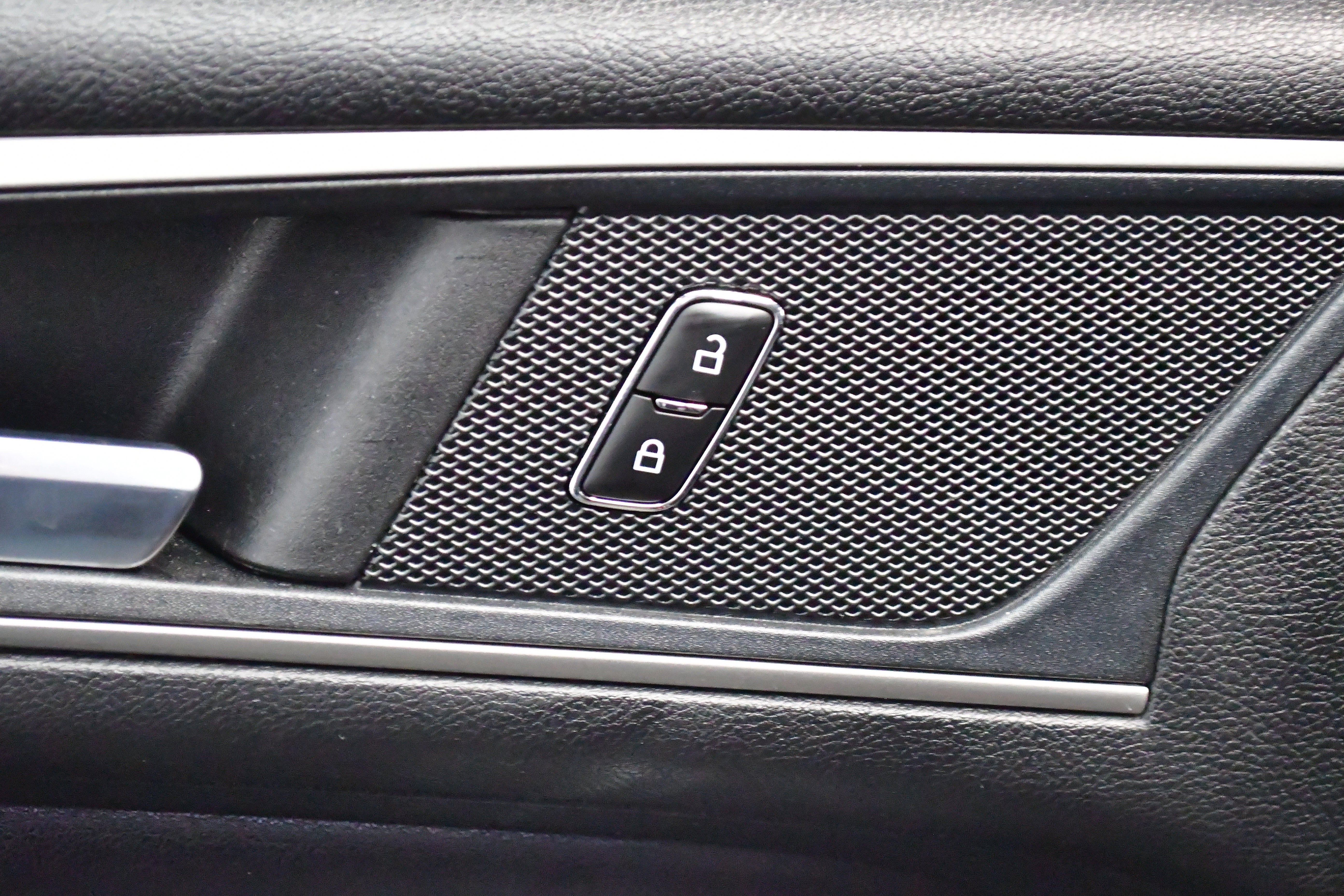 Used 2022 Ford Edge SEL w/ Convenience Package image 16