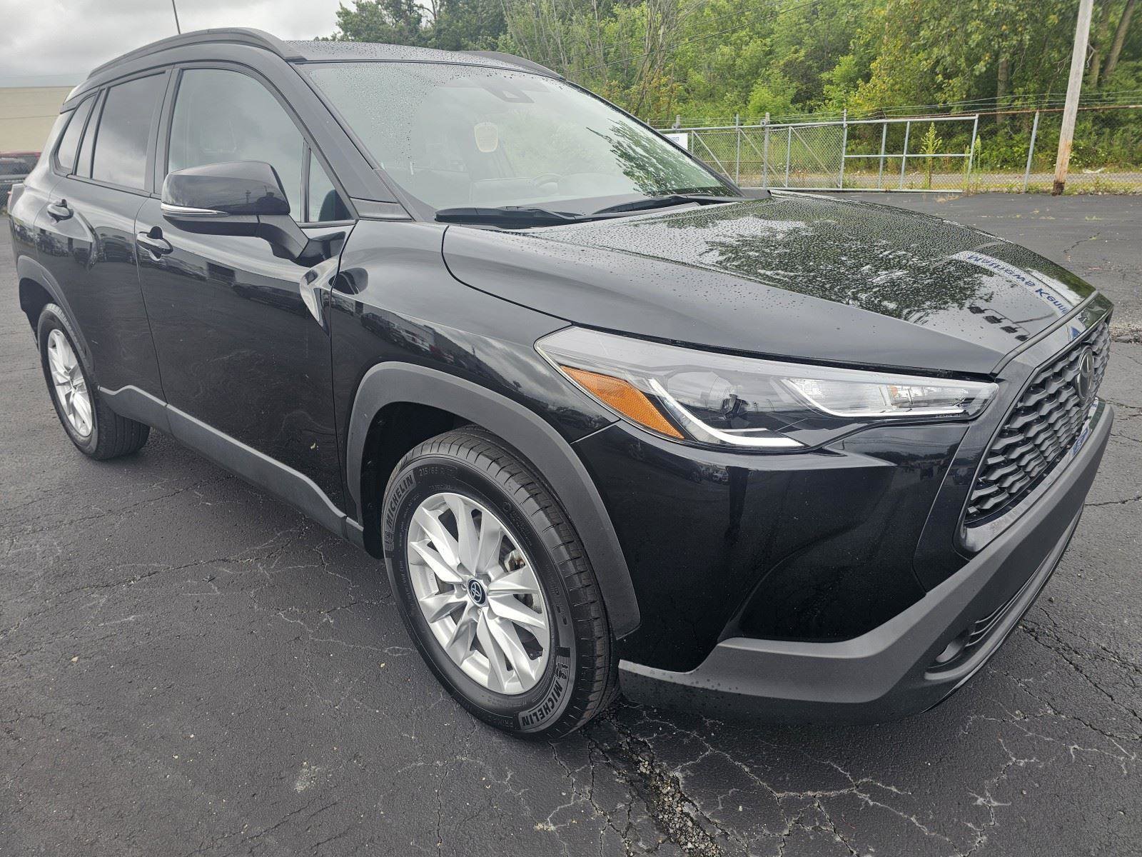 Used 2022 Toyota Corolla Cross LE image 7