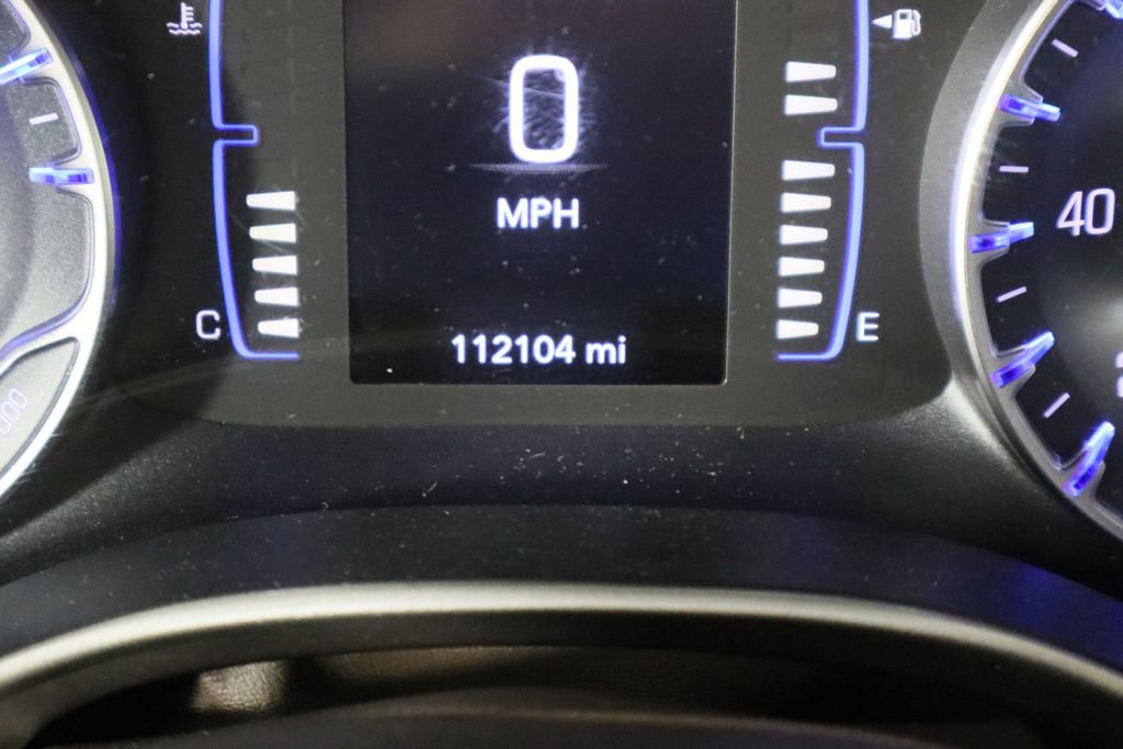 Used 2018 Chrysler Pacifica Touring-L image 38