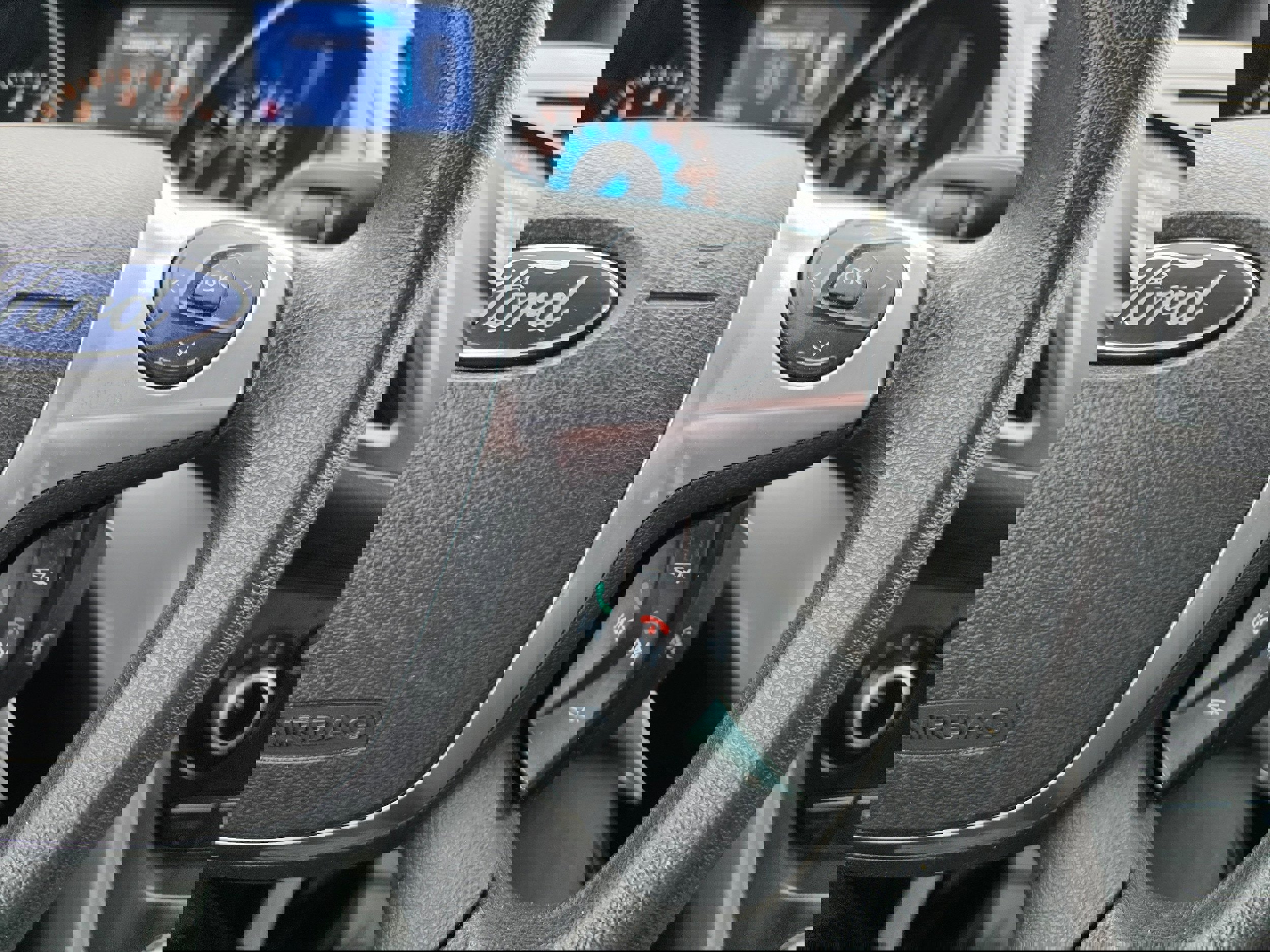 Used 2013 Ford Escape SE image 16