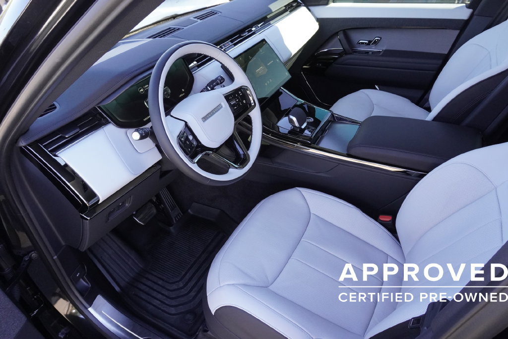 Used 2025 Land Rover Range Rover Sport Dynamic SE AWD/4WD image 18