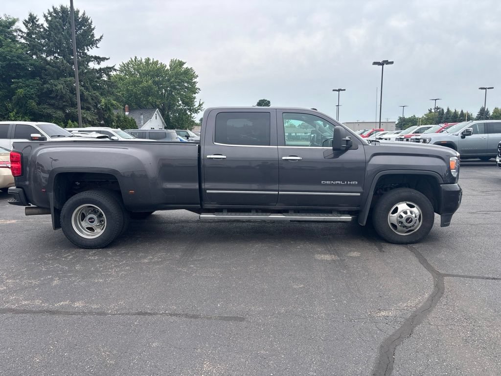 Used 2015 GMC Sierra 3500 Denali w/ Duramax Plus Package AWD/4WD image 5