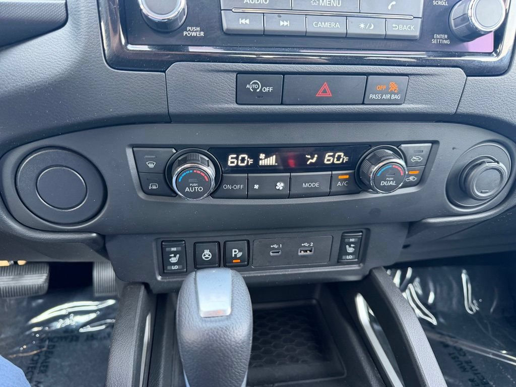 Used 2024 Nissan Frontier SV w/ SV Convenience Package RWD image 5