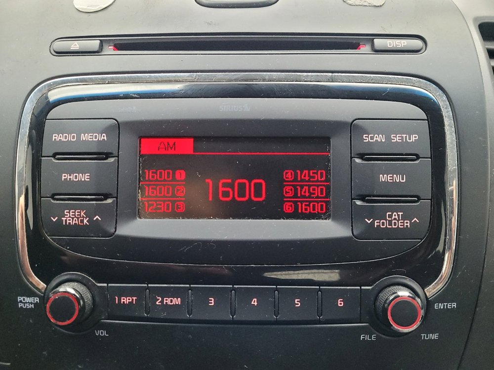 Used 2017 Kia Forte LX image 25