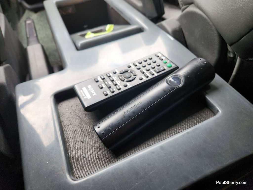 Used 2017 Ford Transit 150 XLT image 48