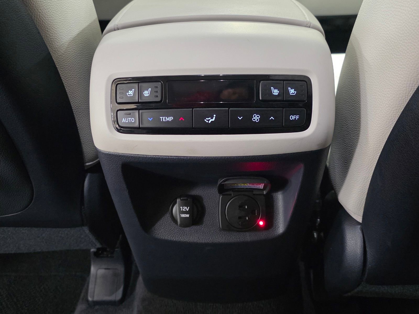 Used 2023 Hyundai Palisade Limited image 16