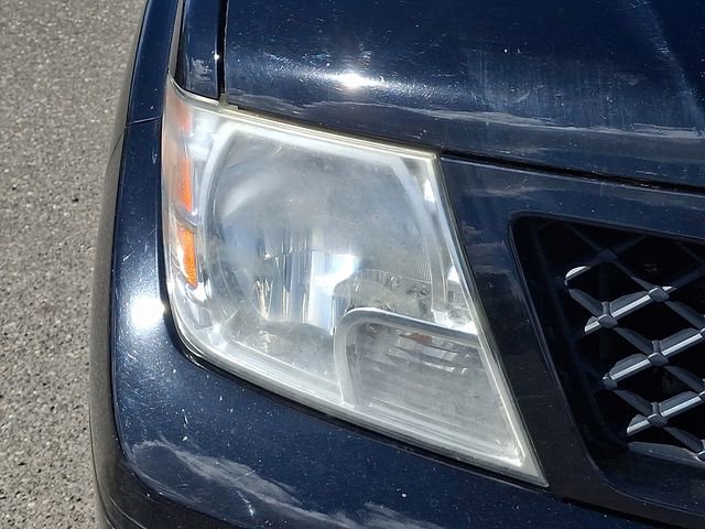 Used 2012 Nissan Frontier PRO-4X w/ Pro-4x Luxury Pkg image 28