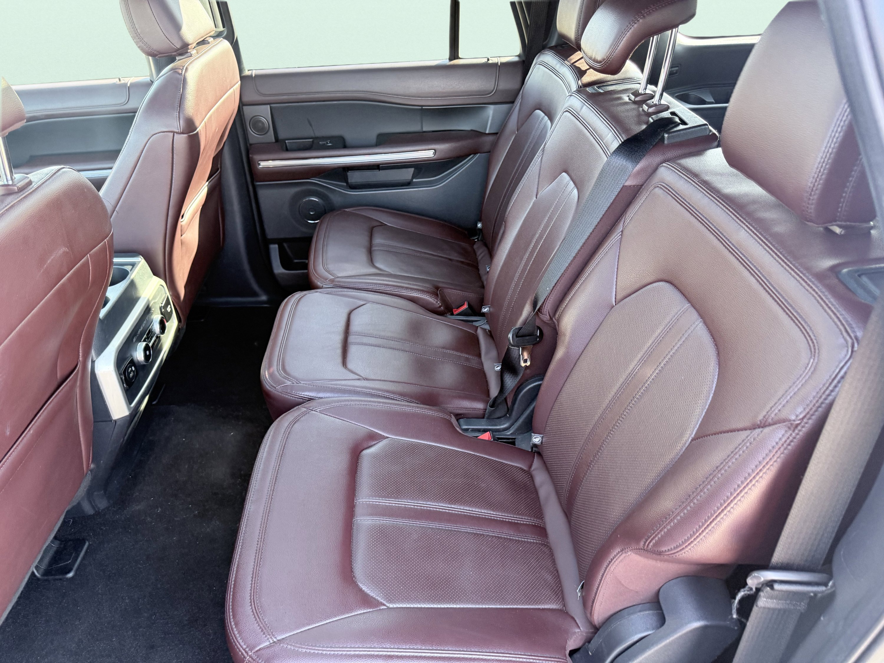 Used 2023 Ford Expedition Max Limited image 36