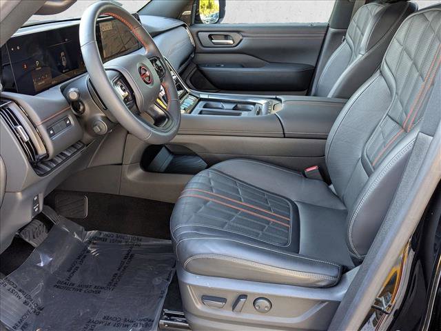 Used 2025 Nissan Armada PRO-4X image 16