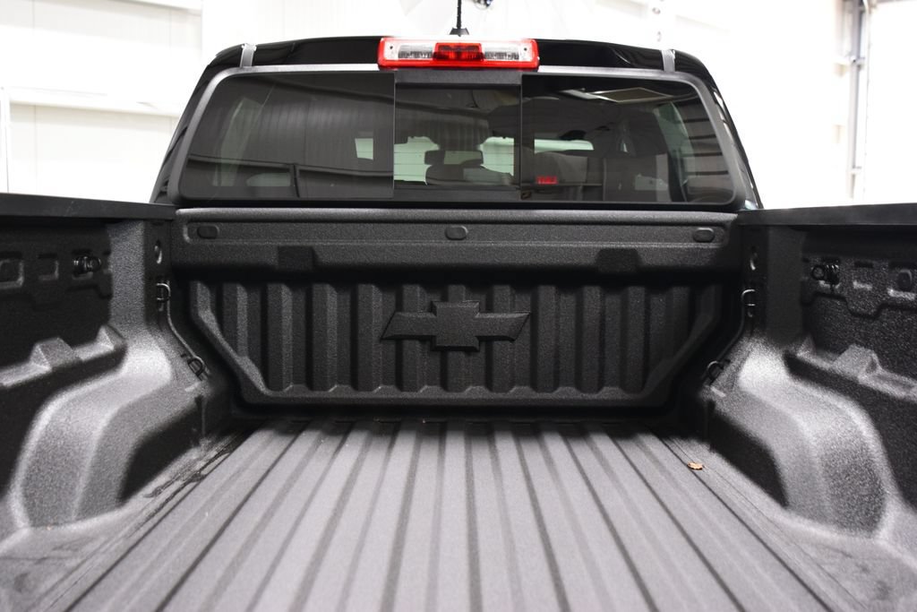 New 2026 Chevrolet Colorado ZR2 w/ Technology Package AWD/4WD image 28