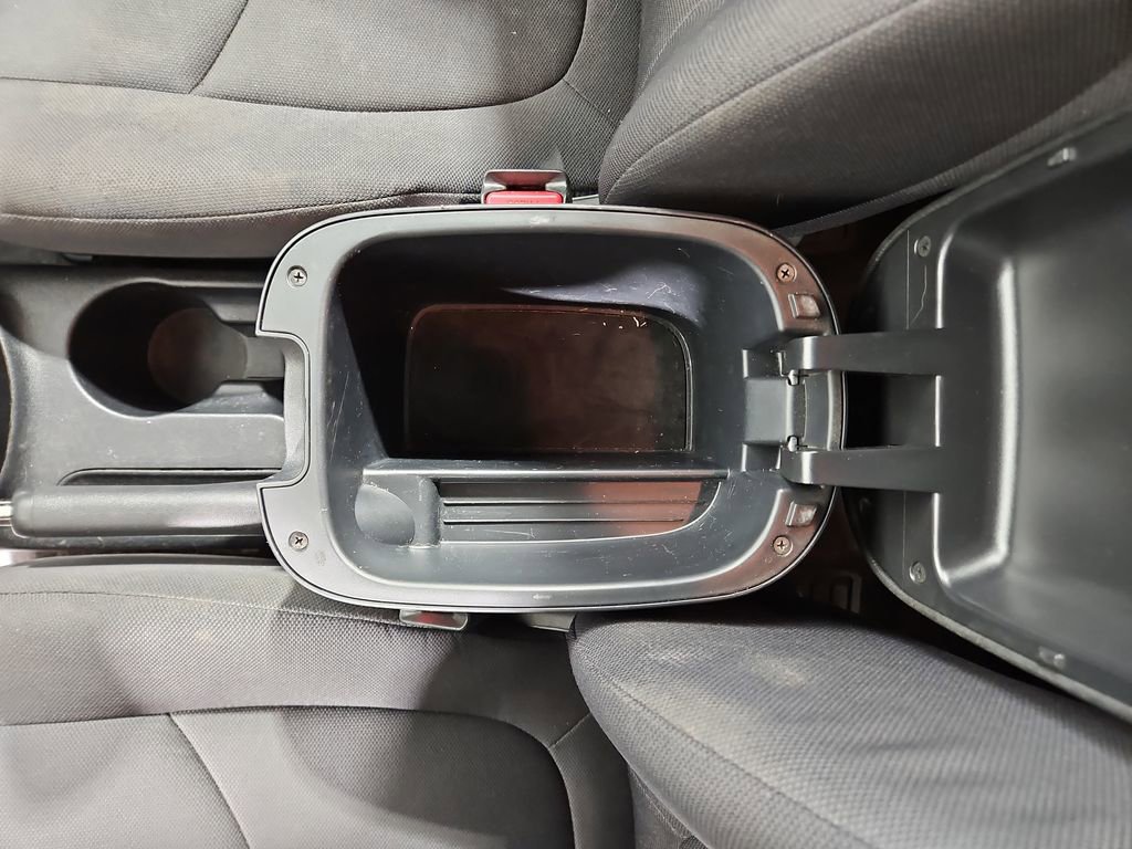 Used 2011 Kia Soul + image 24