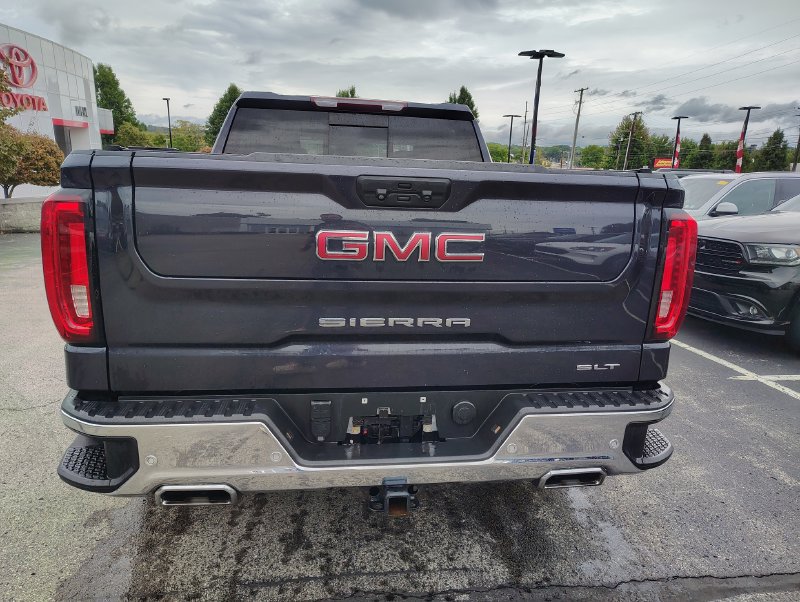 Used 2022 GMC Sierra 1500 SLT w/ SLT Premium Plus Package AWD/4WD image 5