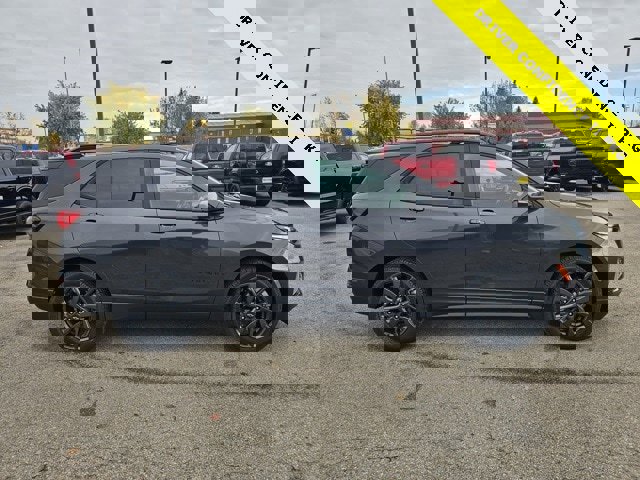 Used 2022 Chevrolet Equinox RS w/ RS Leather Package image 6