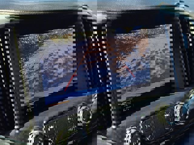 Used 2020 GMC Terrain SLT image 27