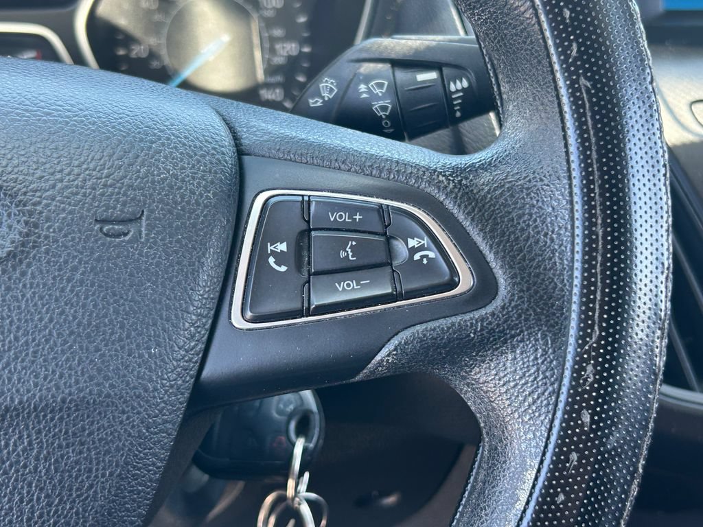 Used 2018 Ford Focus SE FWD image 17