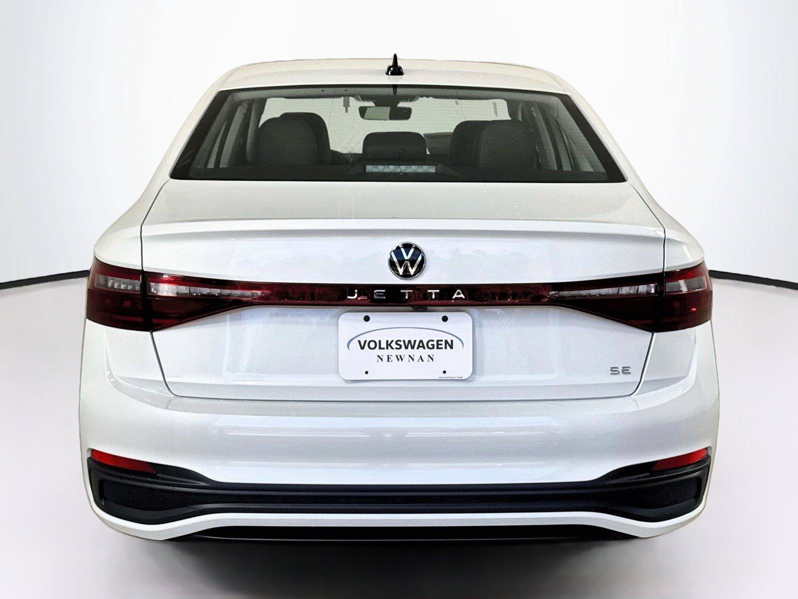 New 2027 Volkswagen Jetta SE FWD image 5