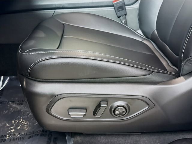 New 2025 Jeep Grand Cherokee Limited w/ Black Appearance Package AWD/4WD image 19