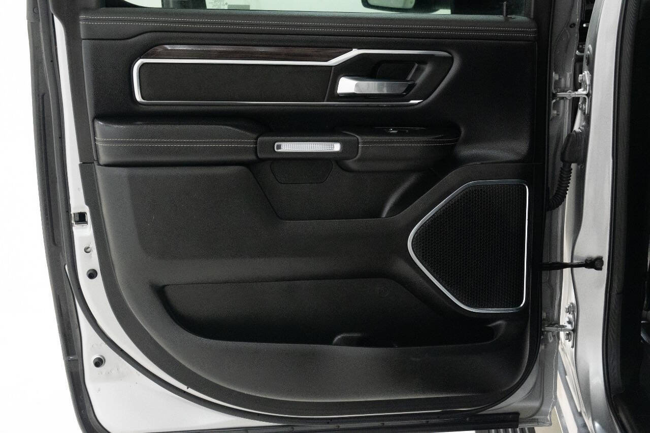 Used 2025 RAM 1500 Laramie w/ Laramie Southwest Edition image 21