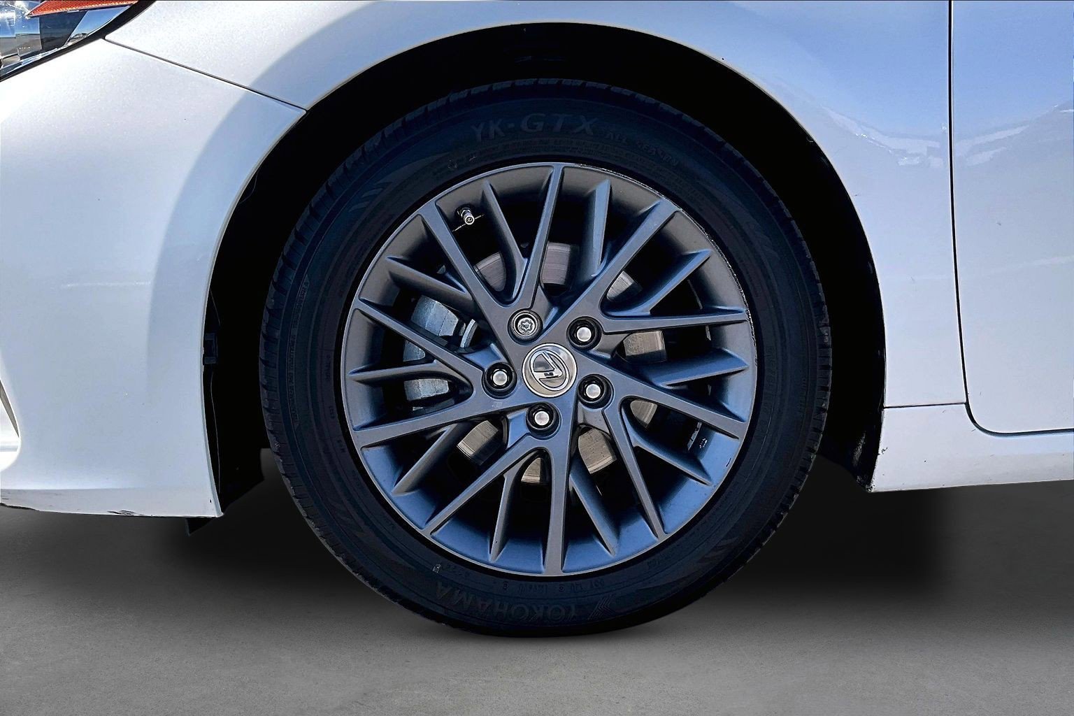 Used 2018 Lexus ES 350 w/ Premier Package FWD image 8