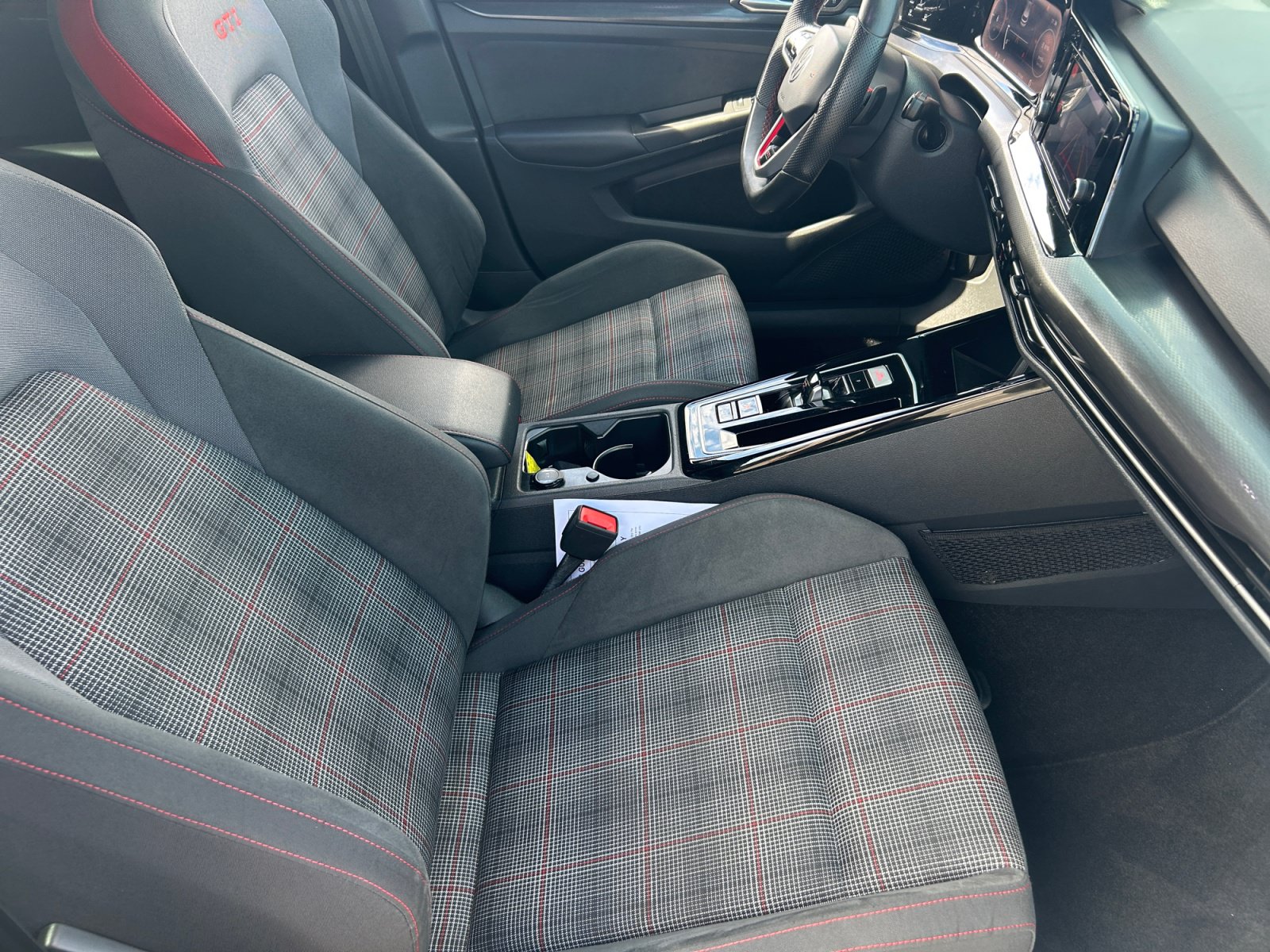 Certified 2024 Volkswagen GTI S FWD image 18