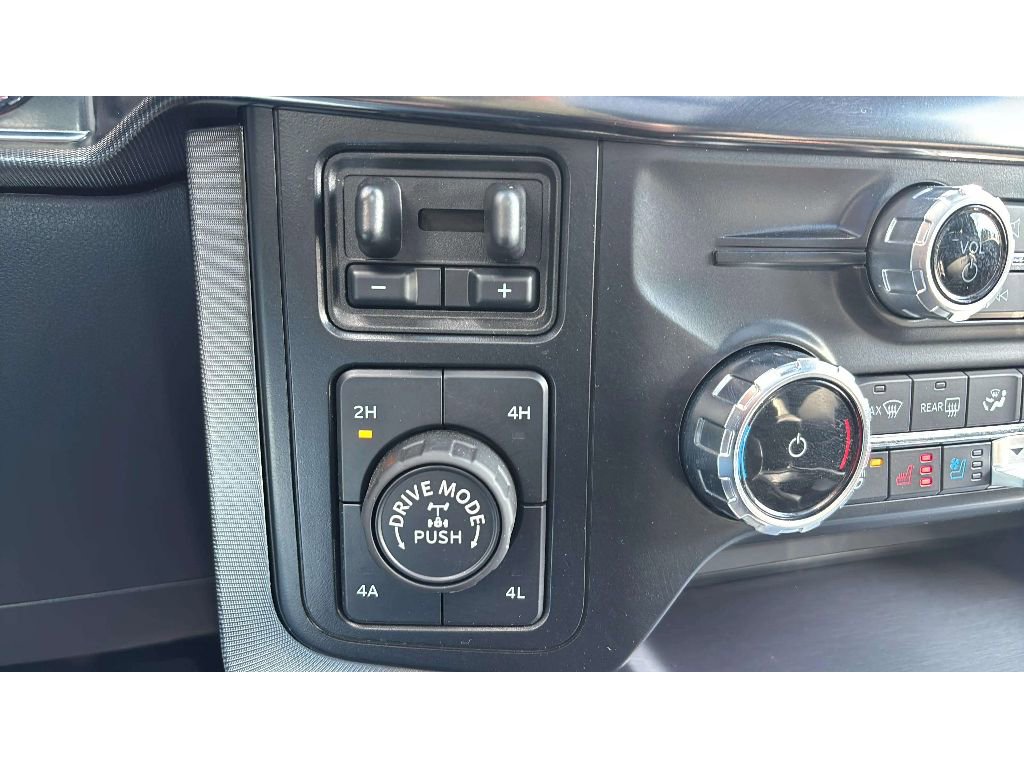 Used 2024 Ford F150 Platinum w/ Equipment Group 702A High AWD/4WD image 17