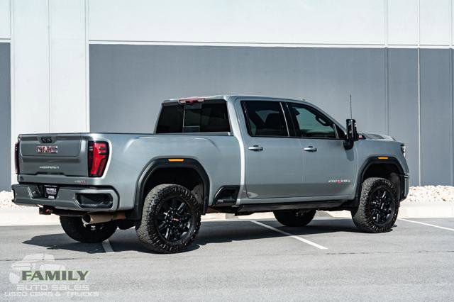 Used 2024 GMC Sierra 2500 AT4 w/ AT4 Preferred Package AWD/4WD image 10