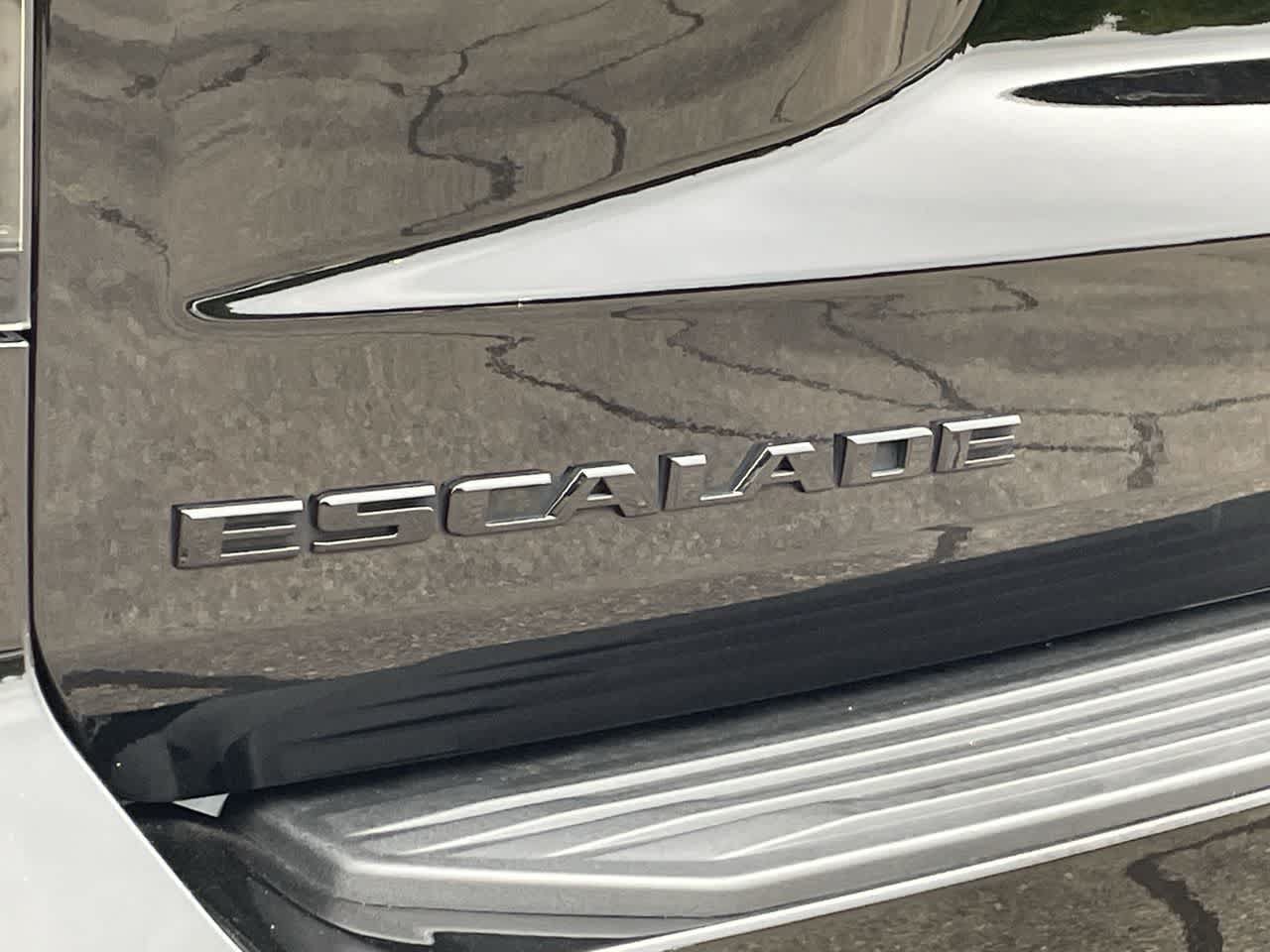 Certified 2022 Cadillac Escalade Sport Platinum w/ LPO, ONYX Package AWD/4WD image 45